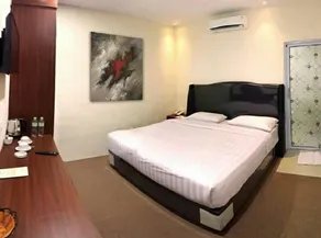 Superstar Hotel - Habitación