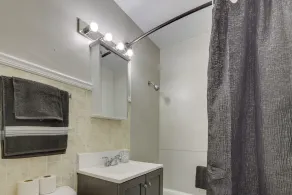 Gary Vacation Rental ~ 5 Mi to Lake Michigan! - Interior