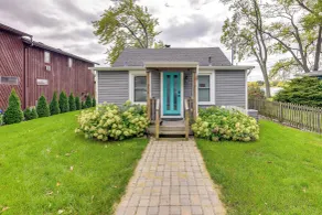 Lakefront Antioch Cottage w/ Dock & Gas Grill! - Interiør