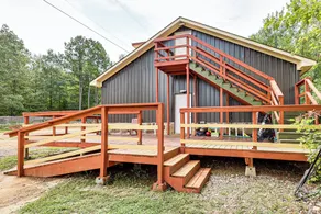 Family Home w/ On-site Waterfall & Pond in Fulton! - Interiör