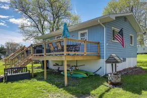 Dog-friendly Waneta Lake Home w/ Lake Access! - Intérieur