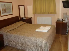 Haven Hotel - Room