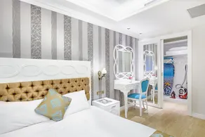 Onkel Residence - Room