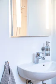 By The Bridge Bed & Breakfast - Bathroom