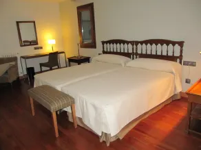 Parador de Villafranca del Bierzo - Zimmer
