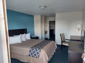 Vernal Inn - Room