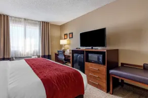 Comfort Inn & Suites Hays I-70 - Chambre