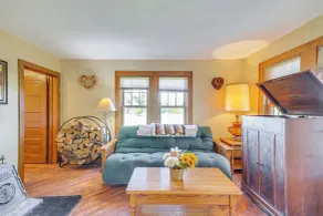 Pet-friendly Farmhouse Near Lakes in Pellston - Innvendig