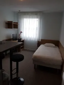 KOSY Appart'hôtel Le Champ De Mars Reims - Camera