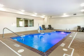 Comfort Inn & Suites Van Buren - Fort Smith - Basseng
