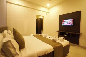 Hotel Pride Inn Shirdi - Room