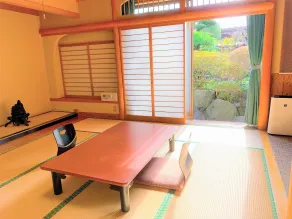 KOUBOUNOYU IKONASOU - Chambre