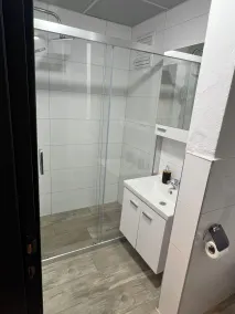 Ada Park Hotel - Bathroom
