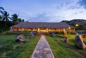 Zostel Hampi, Gangavathi - Restaurant