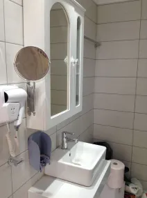 Dias - Bad