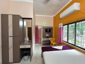 Kristi Guest House, Shantiniketan - Room