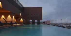 Novotel Lucknow Gomti Nagar - Pool