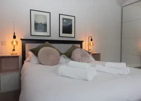 38 Venn Park - Room