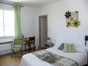 Hôtel Le Week-End - Room