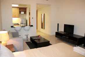 KSLV - Furnished Studio - Room