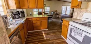 Shady Shores Campground - Private kitchen