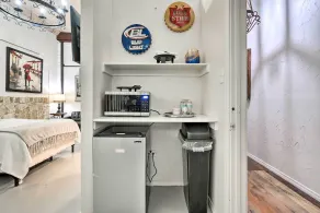 Laredo Vacation Rental - Minutes From Attractions! - Room