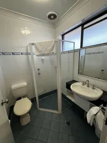 Acacia Motel Griffith - Bathroom