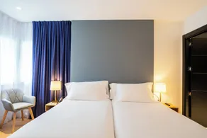 abba Apartments Playa de Gros San Sebastián - Chambre