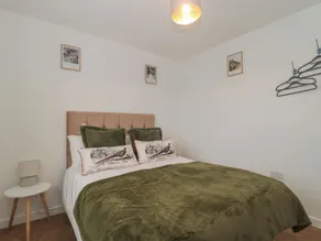 Cotswold Outlet Coach House - Rom