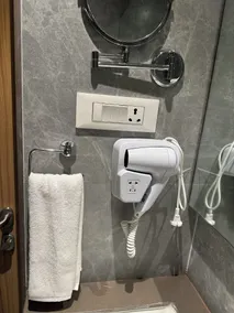 Hotel Mumbai House Mindspace Malad - Salle de bain