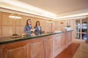 Grupotel Macarella Suites & Spa - Réception