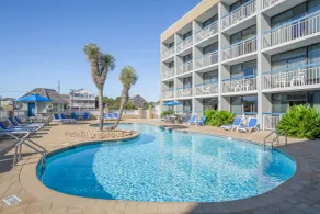 Travelodge by Wyndham Outer Banks/Kill Devil Hills - Piscine