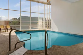 Four Points Hotel Galerías Monterrey - Piscina