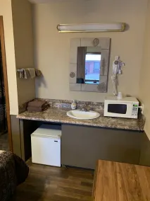 Blue Spruce Motel - Chambre
