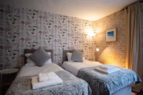 Laburnum Guest House at Bistro En Glaze - Habitación