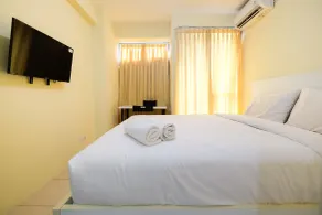 Studio Room @ Tifolia Apartment near Kelapa Gading - Værelse