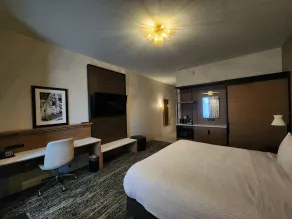 Great River Hotel - Zimmer