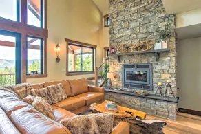 Pool Access: Cle Elum Mtn-View Cabin w/ Game Room - Interiør