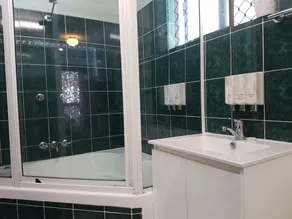 Y Motels Rockhampton - Bathroom
