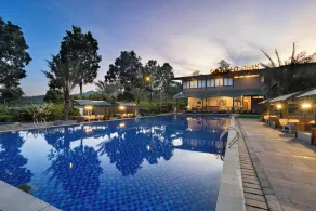 The Glamping at ARTOTEL Pelangi Park - Pool
