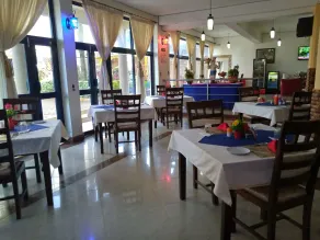 Westwind Hotel Meru - Restaurant