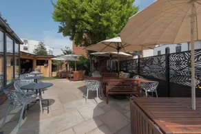 The Clarence Boutique Rooms - Restaurant