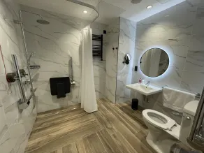 Tynecastle Park Hotel - Bathroom