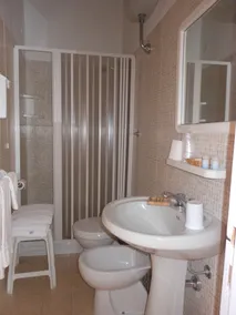 Hotel Fiammetta - Baño