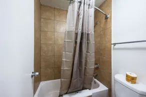 Studio 6 Irving, TX - Irving DFW Airport East - Badezimmer