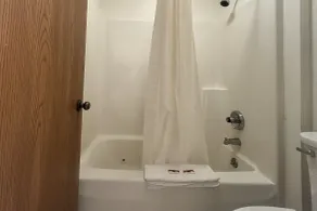 Budget Inn by Hotel O Greensville I 70 - Badezimmer