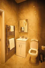 The Hadley Hotel - Baño