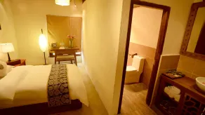 Shangri-La E-Outfitting Boutique Hotel - Habitación