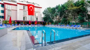 Gardan Hotel - Pool