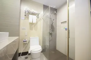 Aziza Paradise Hotel - Bathroom